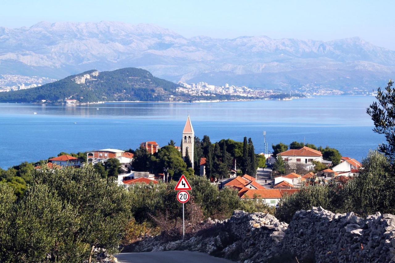 Apartments By The Sea Slatine, Ciovo - 11047 Esterno foto